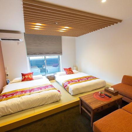 Grand Base Hiroshima Ekimae Aparthotel Kültér fotó